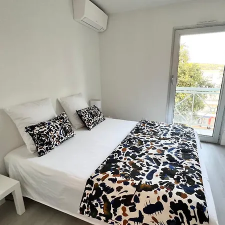 Διαμέρισμα - 4 People - Sea View - Parking - Swimming Pool