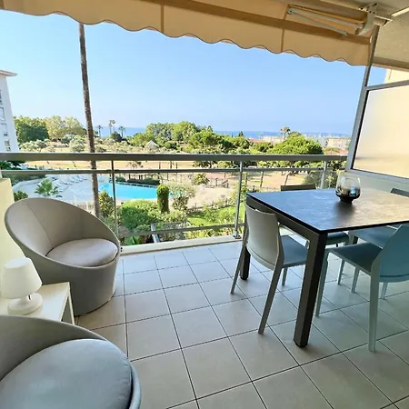 - 4 People - Sea View - Parking - Swimming Pool * Antibes